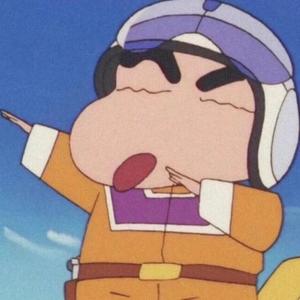 裸体杨幂张开腿露出尿口让我捅
